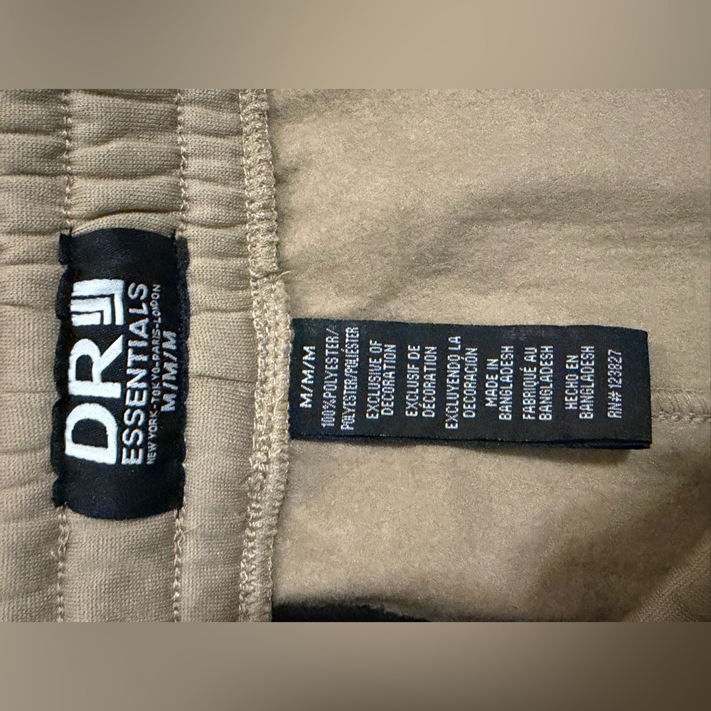 Essentials Men's Khaki Cargo Pants - Picture 3 of 5
